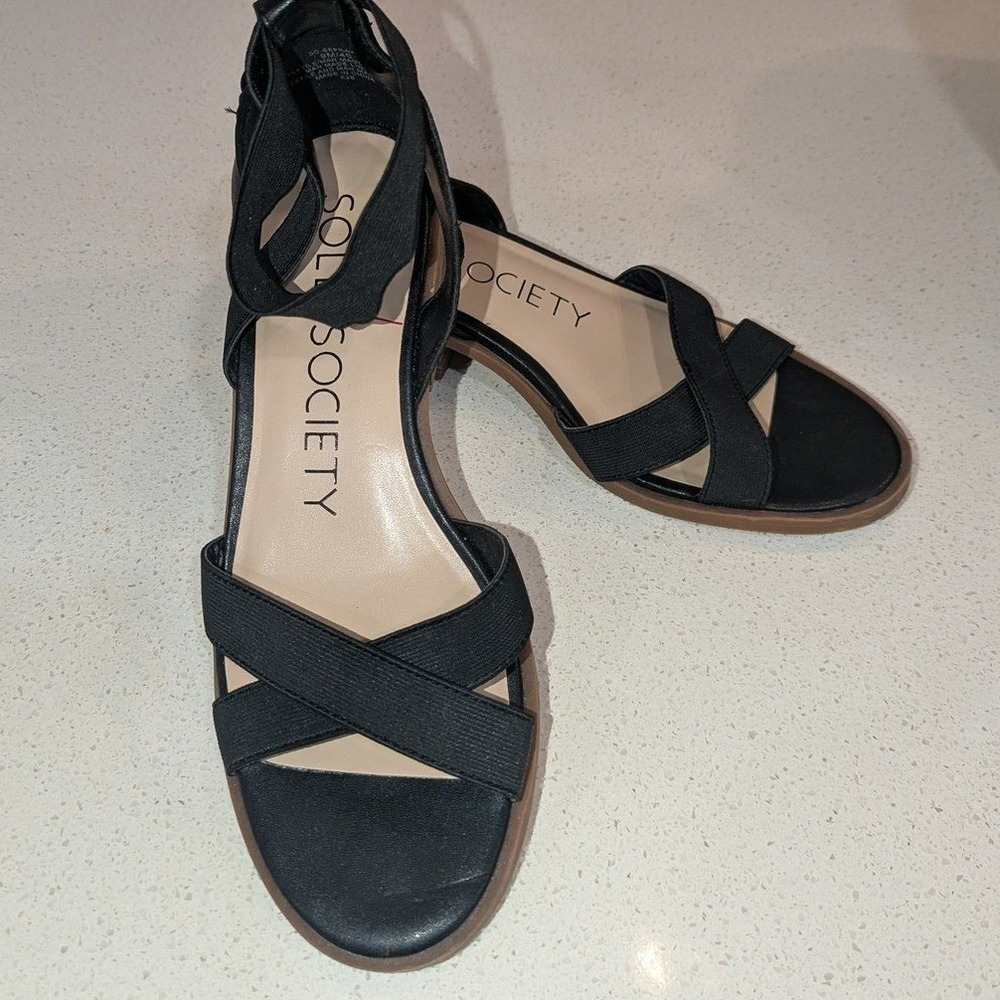 Sole Society Sefraya Sandal Black Elastic Strappy Block Heel Size 9M Comfort